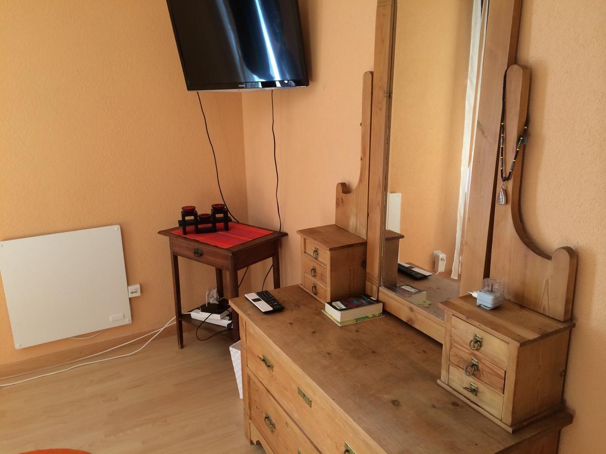 Bnb Parisod Еґль Екстер'єр фото