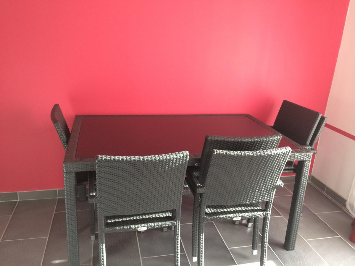 Bnb Parisod Еґль Екстер'єр фото