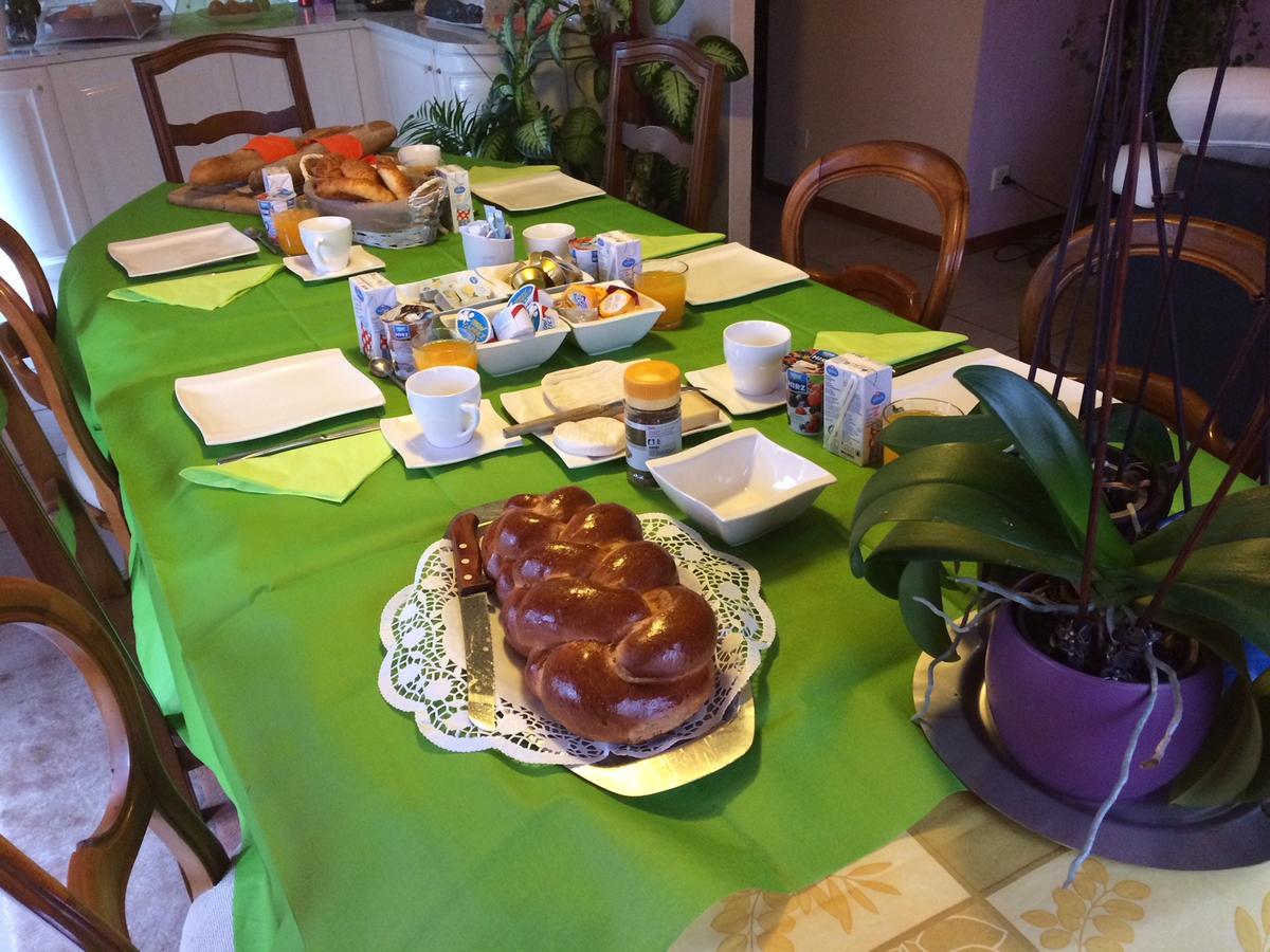 Bnb Parisod Еґль Екстер'єр фото
